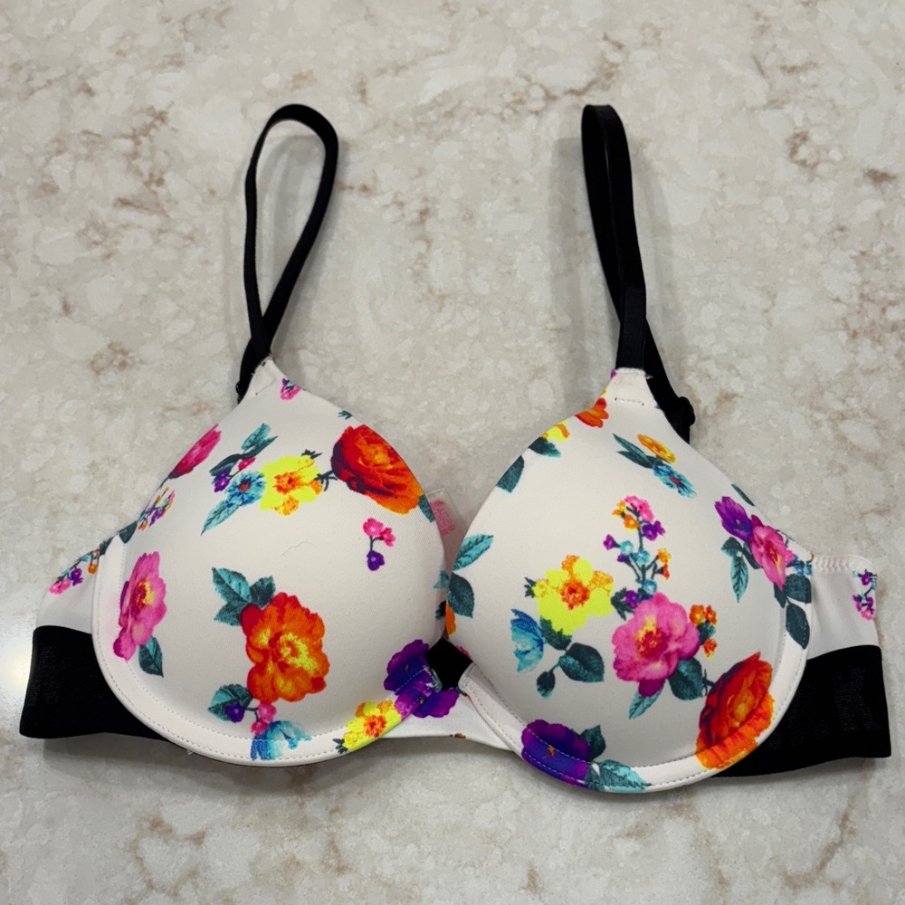 PINK Victoria's Secret Floral Bra -Wear Everywhere Push-up - Multicolor